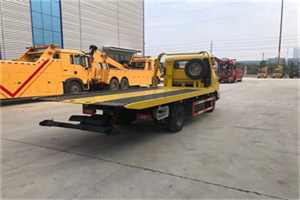 广汉非事故拖车